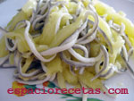 Tallarines de calabacín con gulas